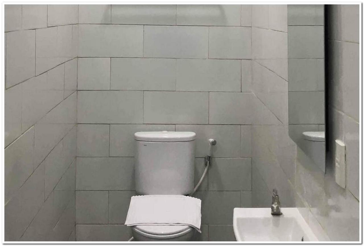 Jotel Guest House Mitra Reddoorz Pulauberayan Екстер'єр фото